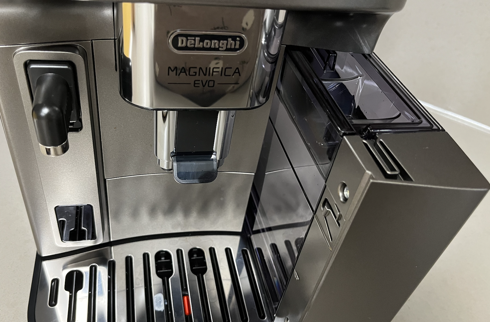 드롱기-전자동-커피머신