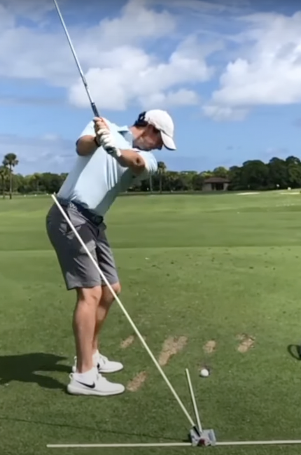 지면과 수평되는 순간