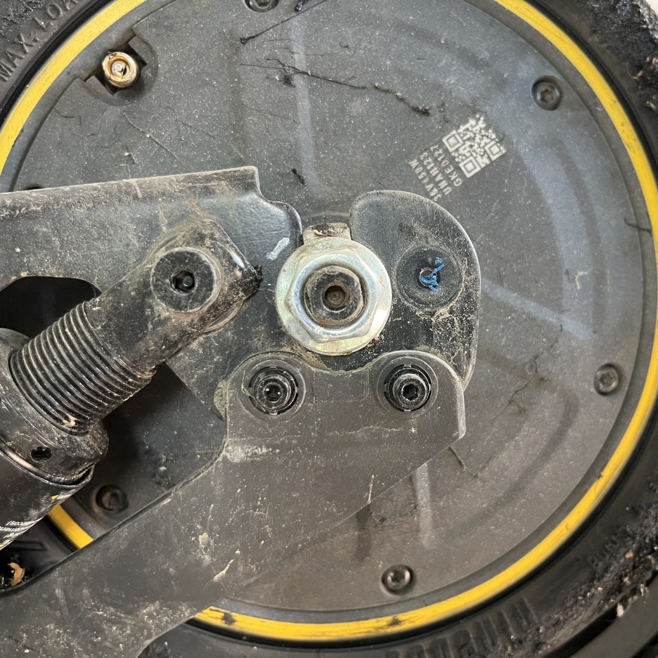 전동킥보드 수리: 나인봇 맥스 G2 AS-타이어 펑크 교체, 세그웨이 SEGWAY NINEBOT MAX, 수원 화성 동탄 광교 용인 안양 안산 오산 분당 군포