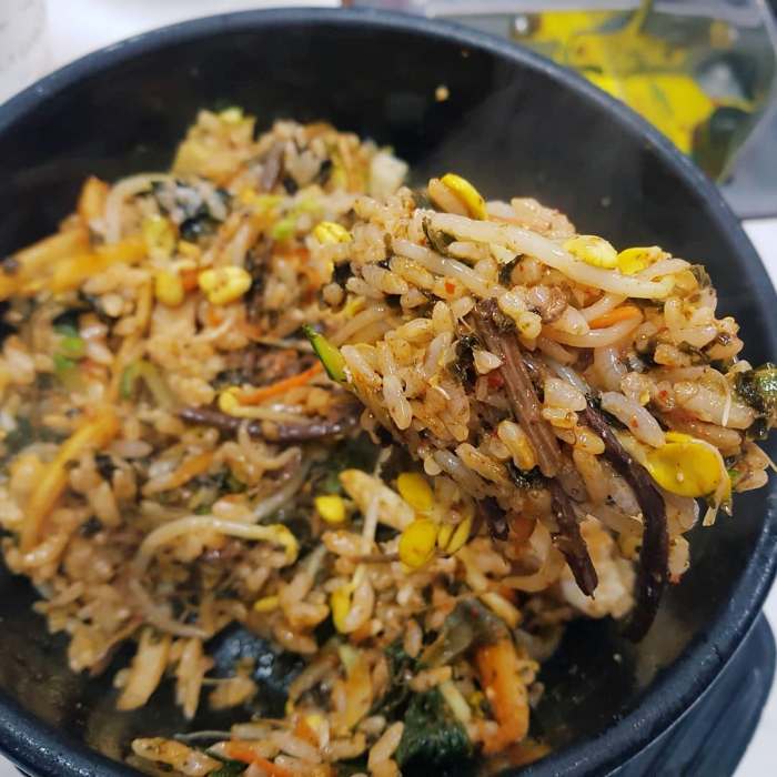 떴다 고여사 더덕구이 모둠 버섯전골 산채 나물 정식 맛집