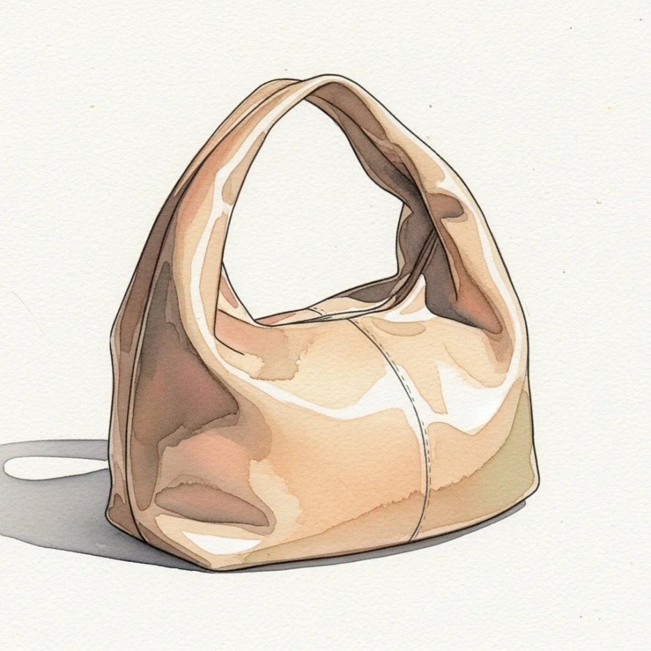 유연한 실루엣이 돋보이는 모던한 호보백