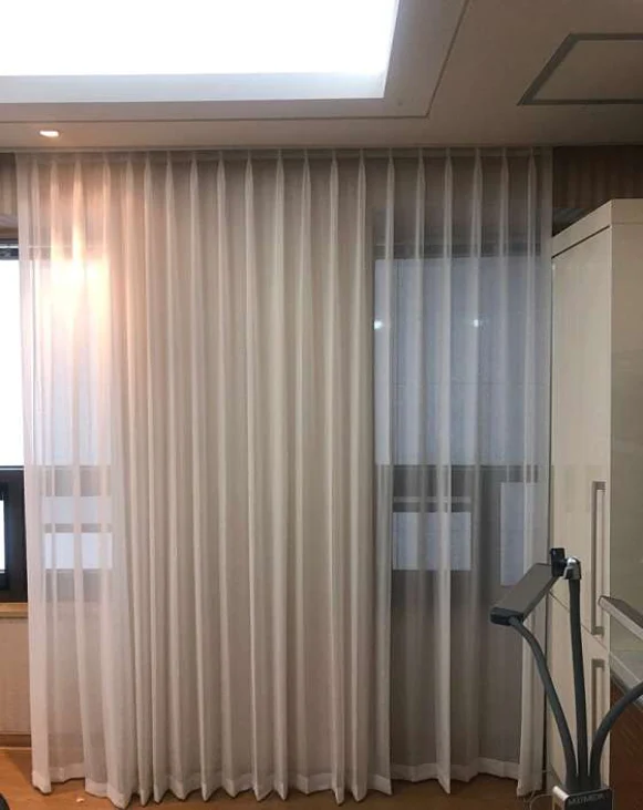 파란 커텐커튼