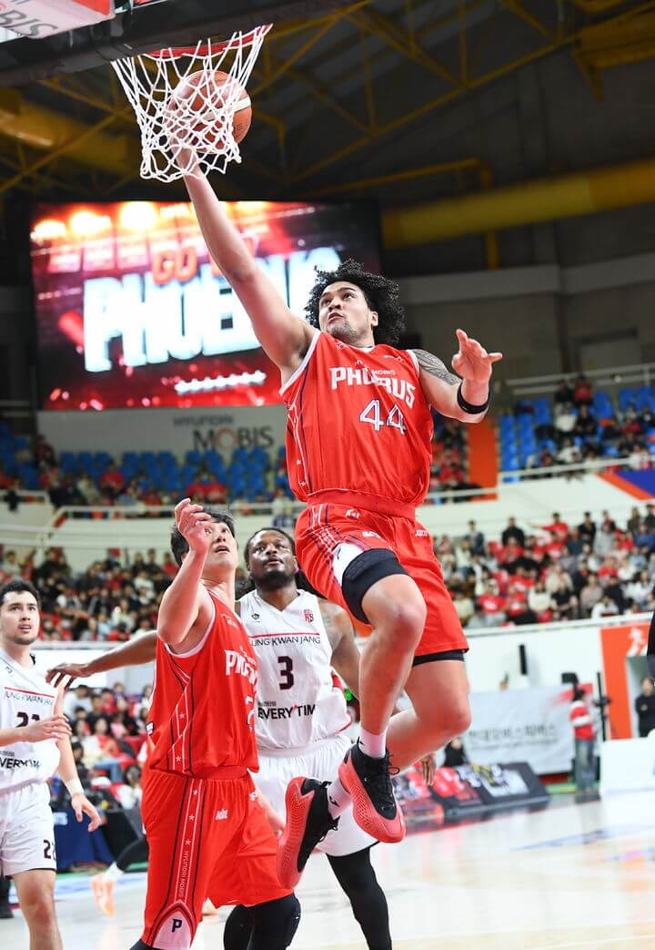 유도훈의 귀환…정관장 농구, 17년 전 돌풍 다시 일으킬까