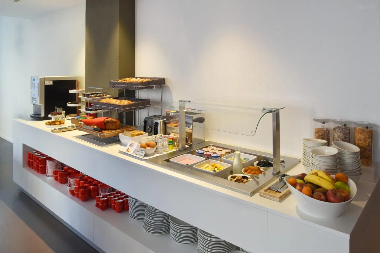 홈스위스호텔_조식