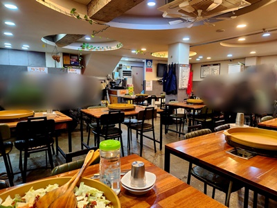 호반닭갈비내부