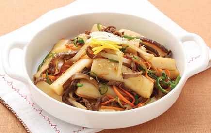 한국의 떡 종류 떡볶이-궁중떡볶이