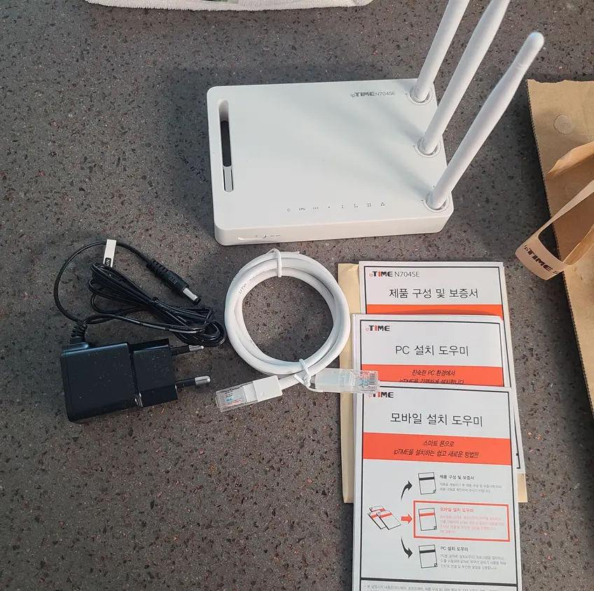 iptime-N704SE-구성품
