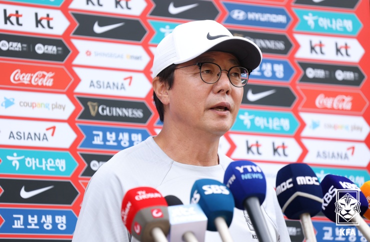 축구 국가대표 임시감독 황선홍 대한축구협회