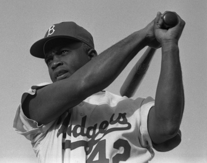 야구 전설 선수 재키 로빈슨의 사진