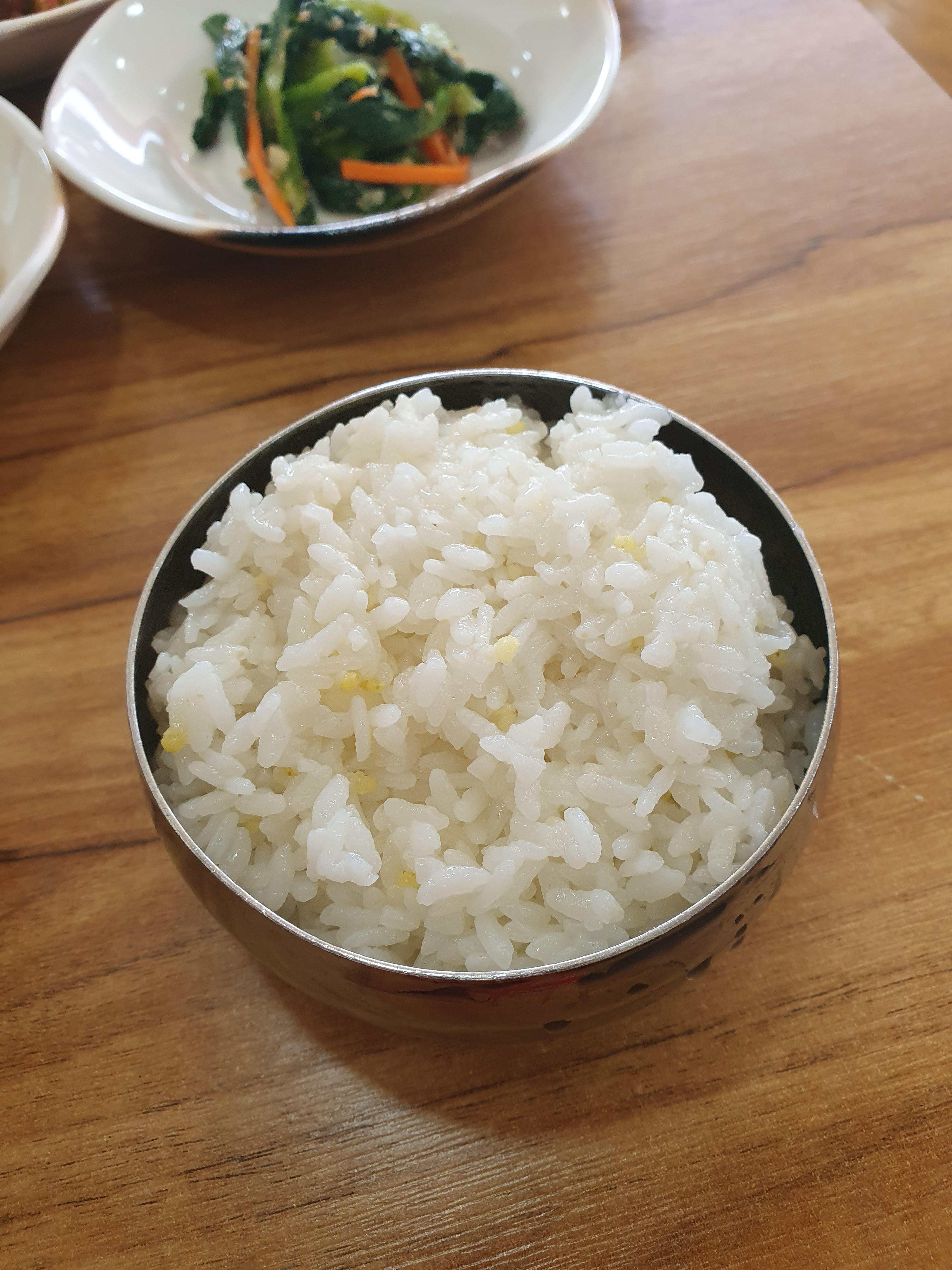 관저동 백반 맛집 명성식당 공기밥