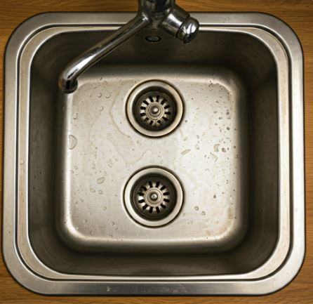 싱크대 물때 청소 전