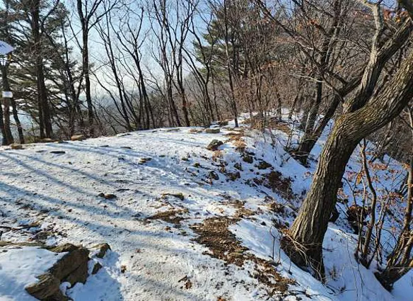감악산