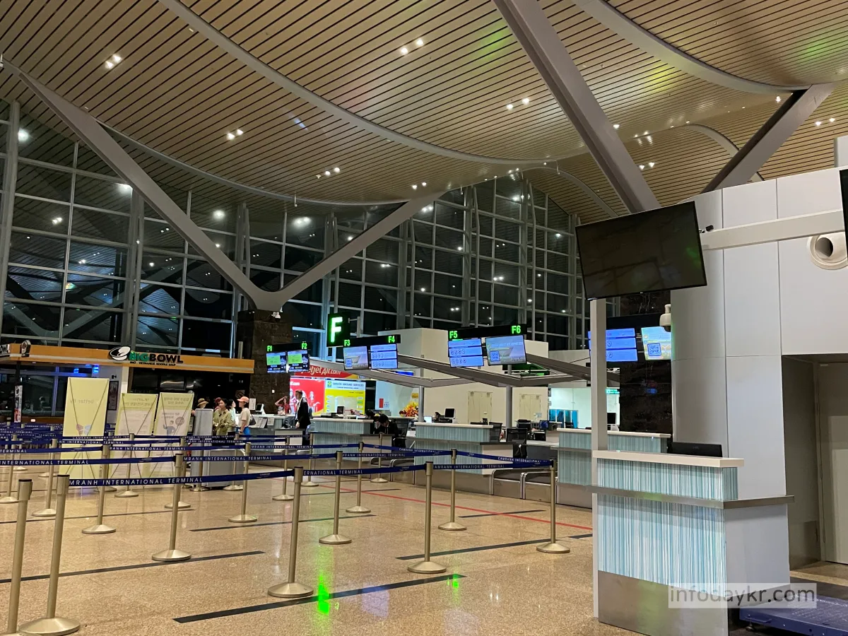 나트랑-깜란공항-F구역