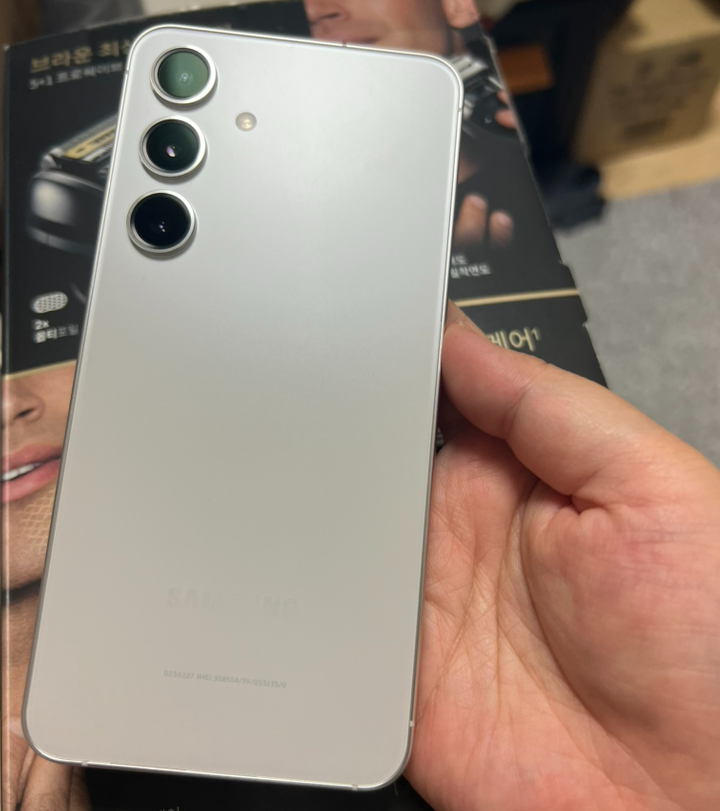 갤럭시 S24, 삼성 스마트폰, 최신 휴대폰, AI 기능, 스마트폰 추천, 갤럭시 S24 후기, 모바일 기술, 스마트폰 비교, 배터리 성능, 카메라 성능