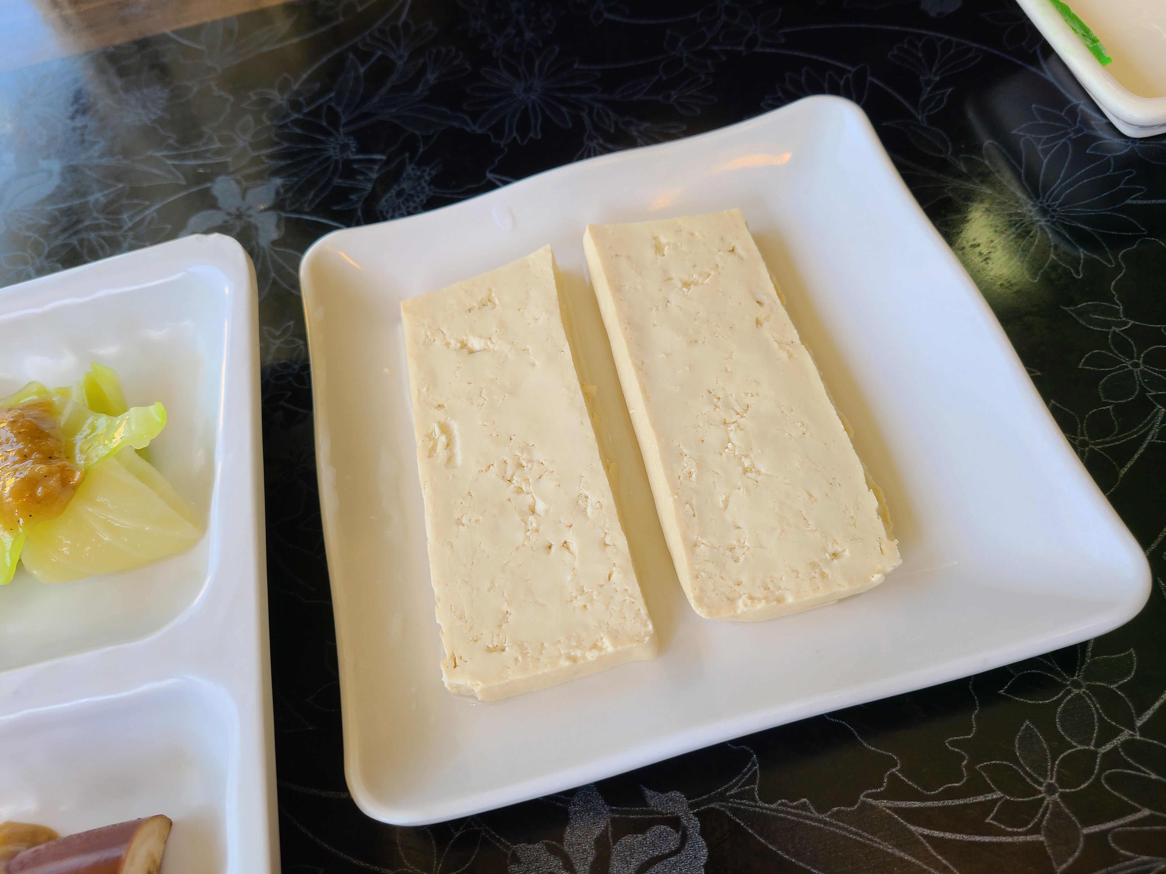 일산생선구이맛집-빼꼼생선구이-밑반찬-두부