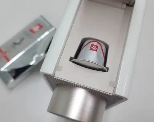 일리 캡슐 호환 사진