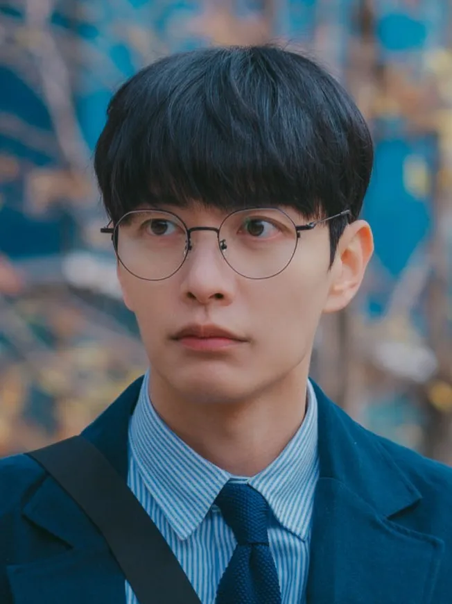 주인공 이민기 사진