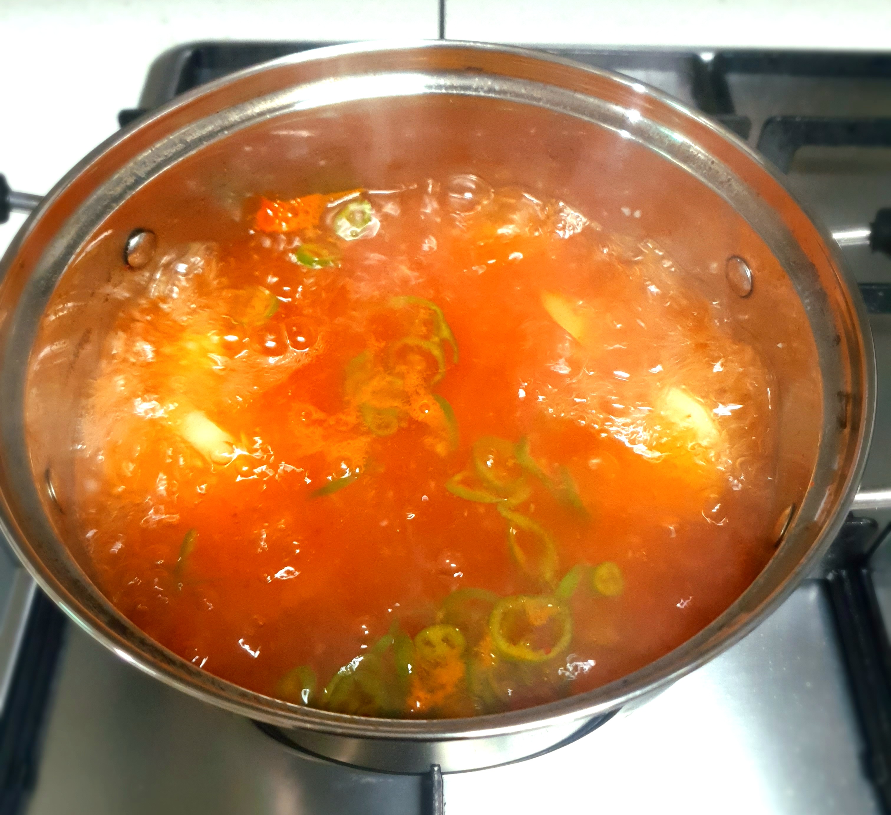 청양고추로-칼칼하게-만듭니다.