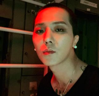 송민호 부실 복무 인정 재입대 징역 정리