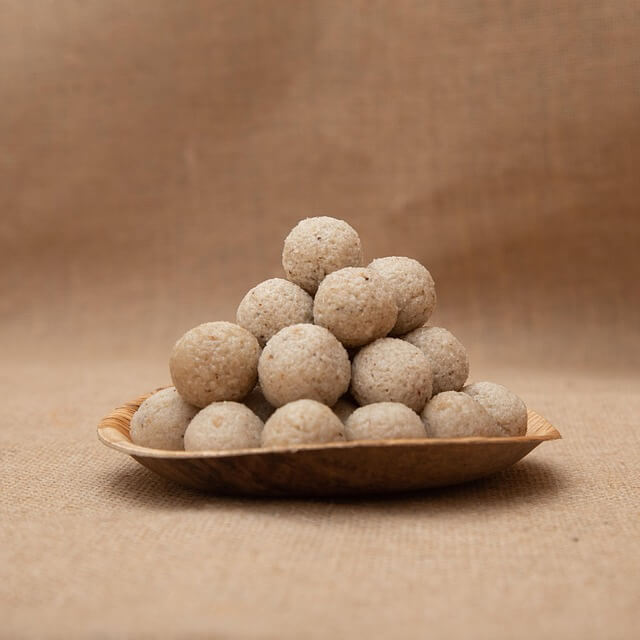 인도 디왈리 디저트 라두