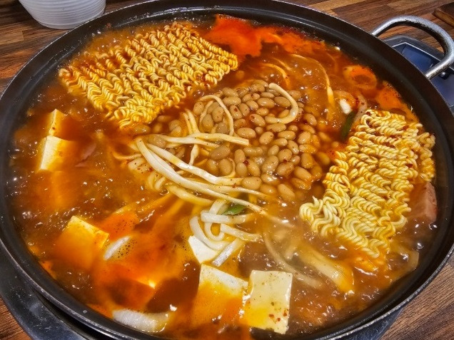 금성스테이크 부대찌개 찐 후기