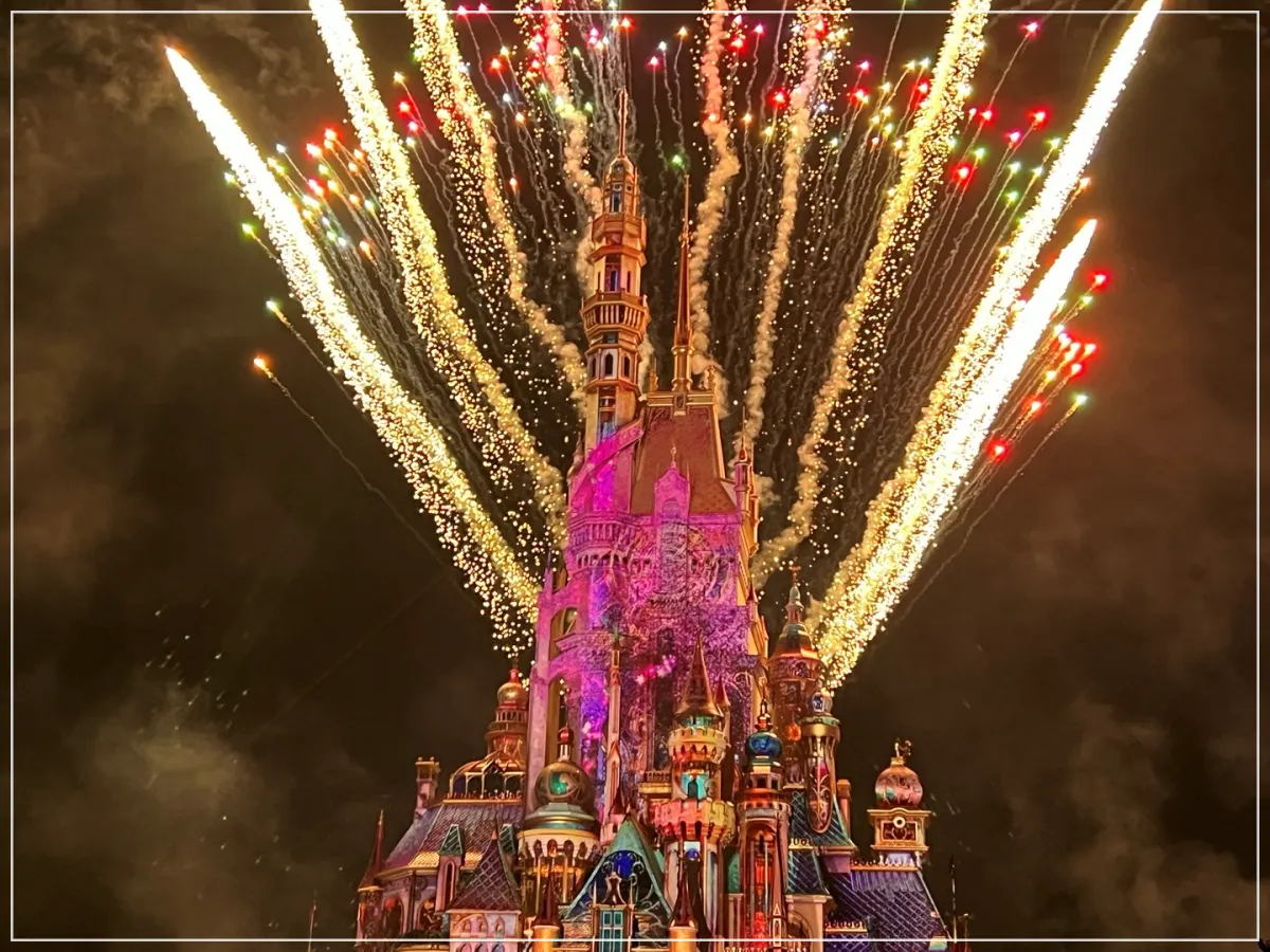 디즈니성-미디어아트-불꽃놀이