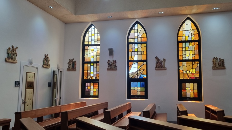 충주 계명성당 스테인드글라스, 십자가의 길 사진