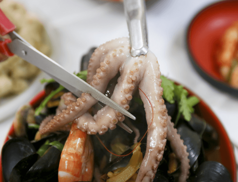 [6시 내고향] 군산 꽃게장정식 맛집 한주옥&amp;#44; 3대째 중동호떡&amp;#44; 콩나물짬뽕 왕산중화요리
