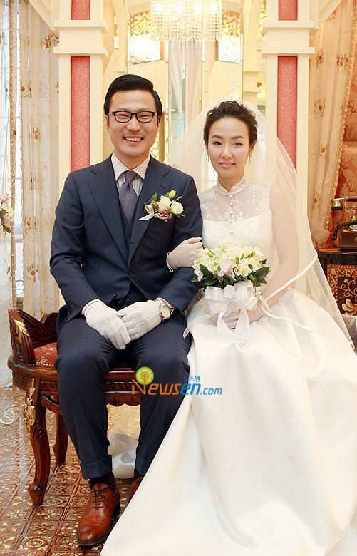 정형석 사람 이야기: 함께 걷는 동료&amp;#44; 공개된 일상