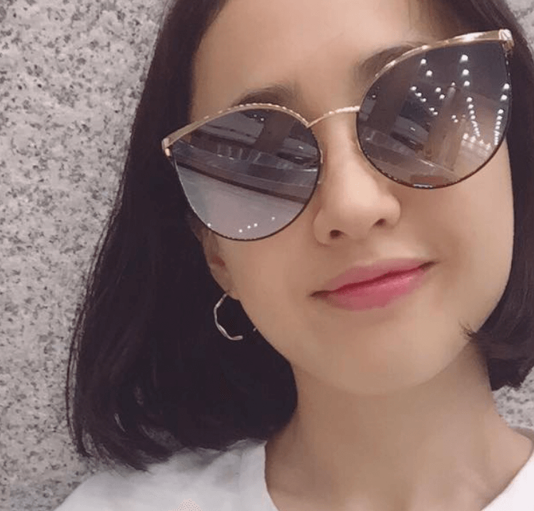선글라스-쓰고있는-김민정-배우