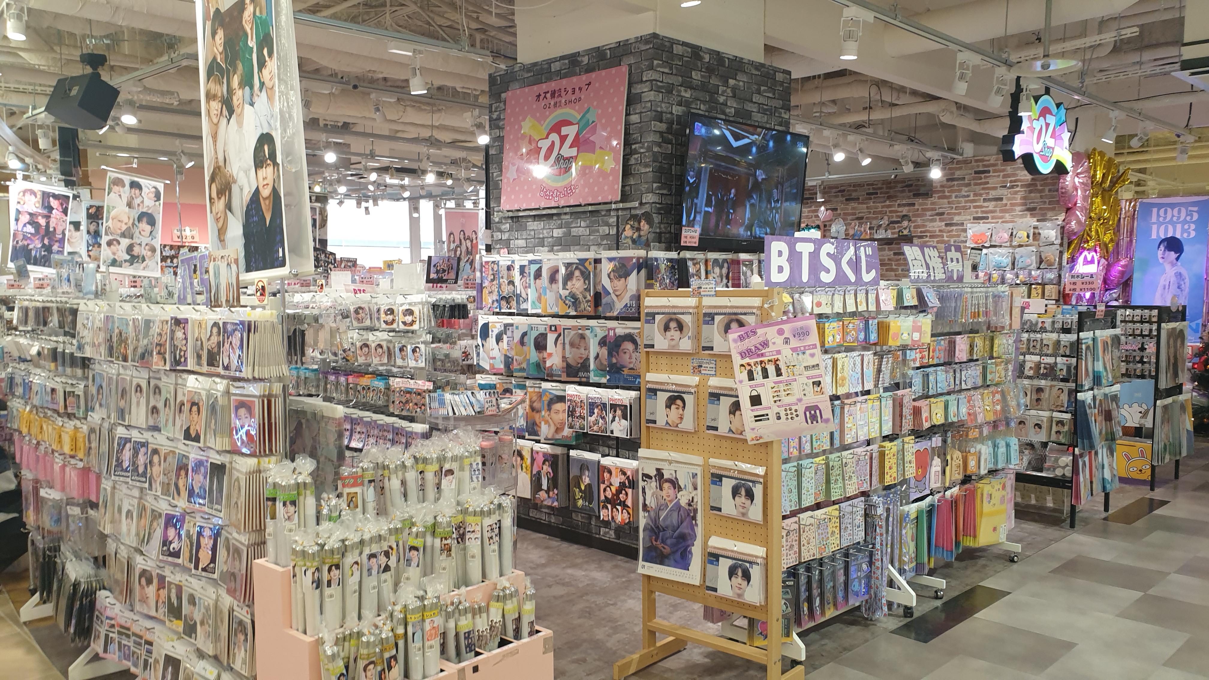 캐널시티 하카타 내 디즈니샵 한국 연예인 코너 BTS 배우 송중기 등