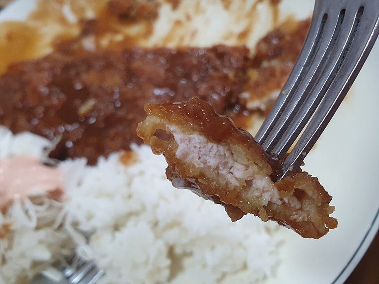 엣날-왕돈까스-맛의-돈까스
