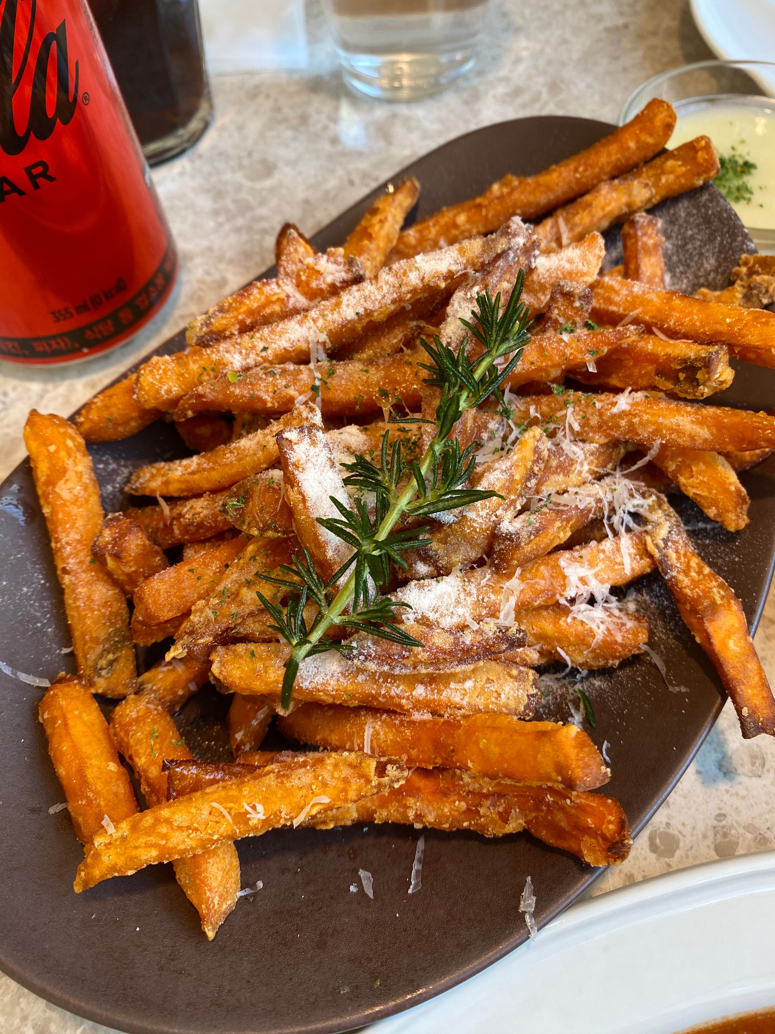 [압구정 맛집/ 도산공원 맛집] 여전히 핫한 리틀넥_리뉴얼 오픈