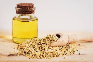 대마종자유 효능&amp;#44; 햄프씨드 식물성 오일로 먹자! 이제는 모두가 건강에 관심이 많다 보니 관리 또한 똑똑하게 합니다. 