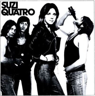 수지 콰트로 앨범