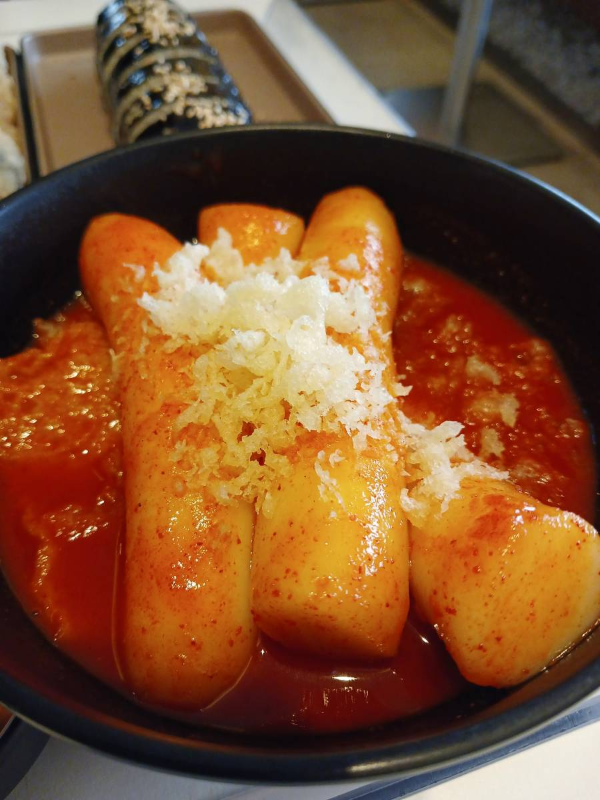 홍미 떡볶이 비주얼