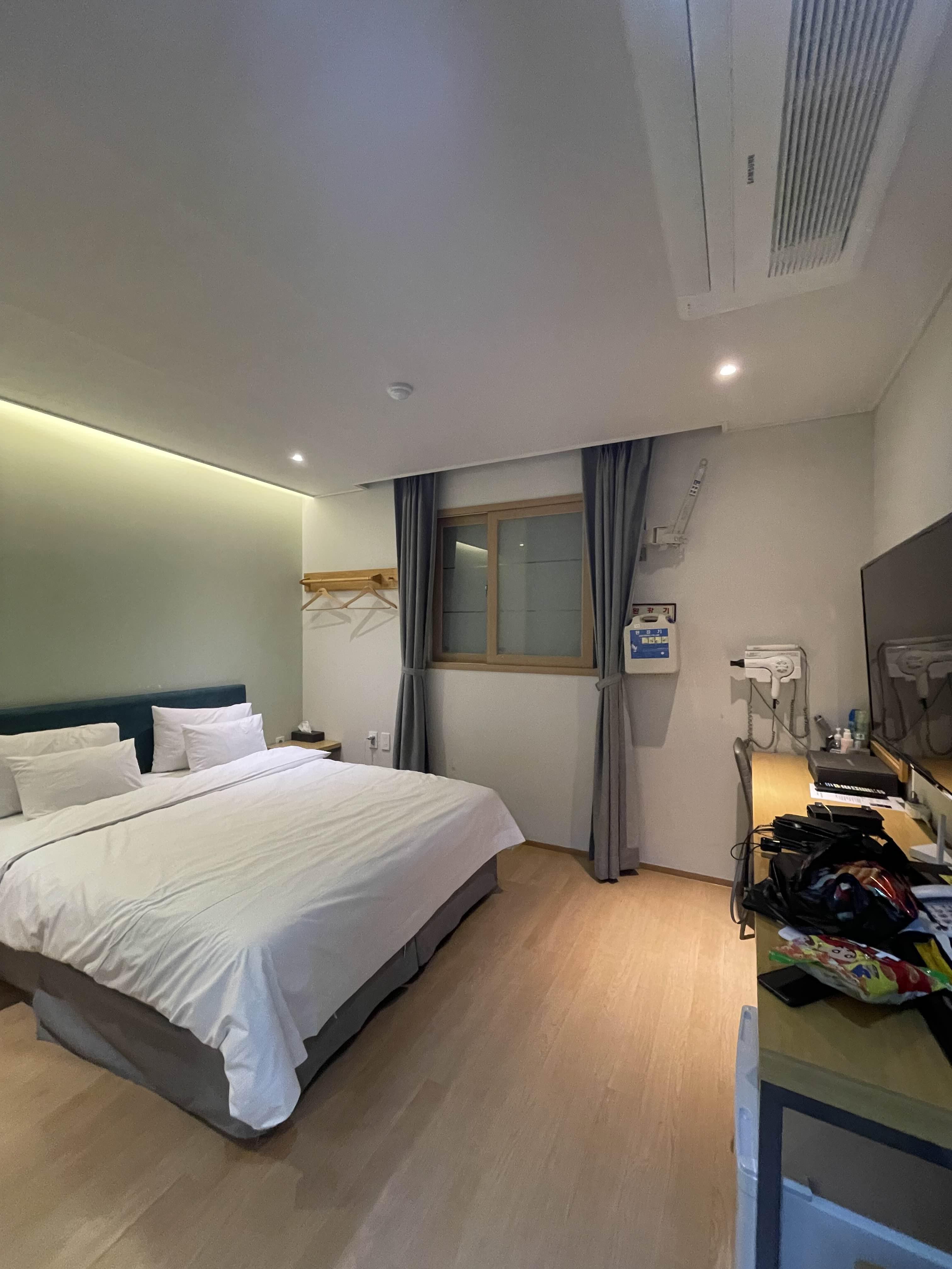 객실 내부 넓은 사진