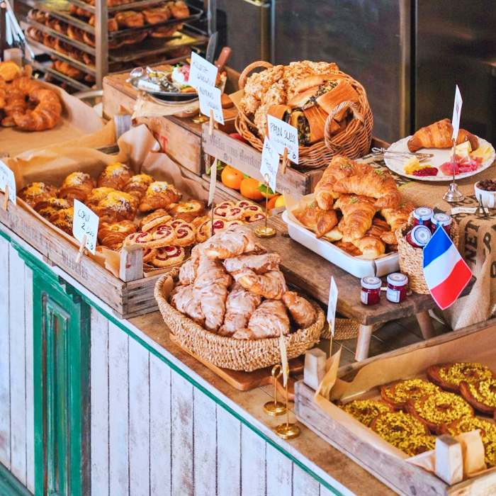 생방송투데이 용리단길 삼각지 도넛 크로와상 페스츄리 맛집