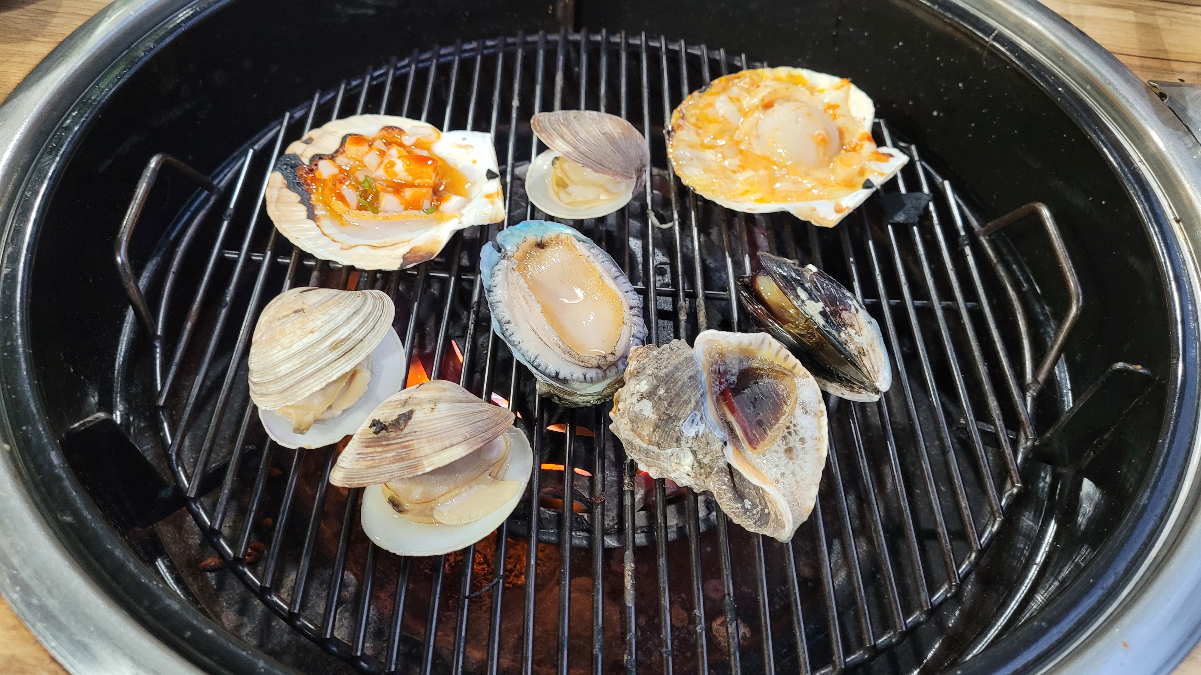 잘 구워진 조개