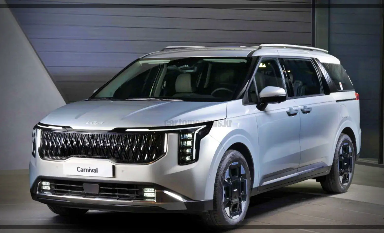 기아-카니발-하이브리드