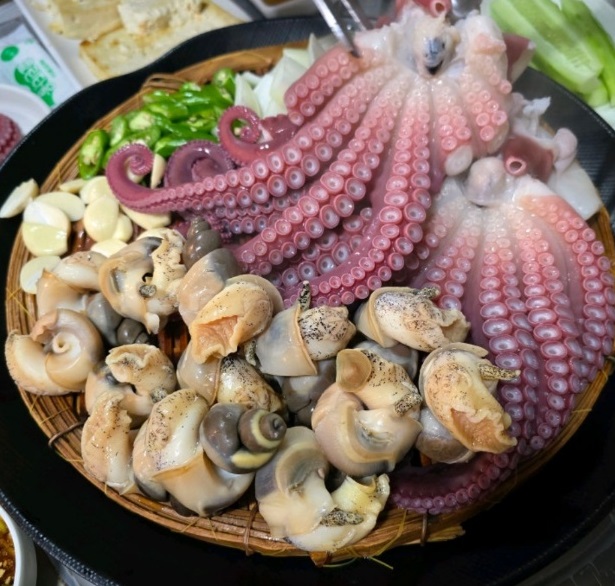 전현무계획-강원-삼척-동해안-문어숙회-골뱅이숙회