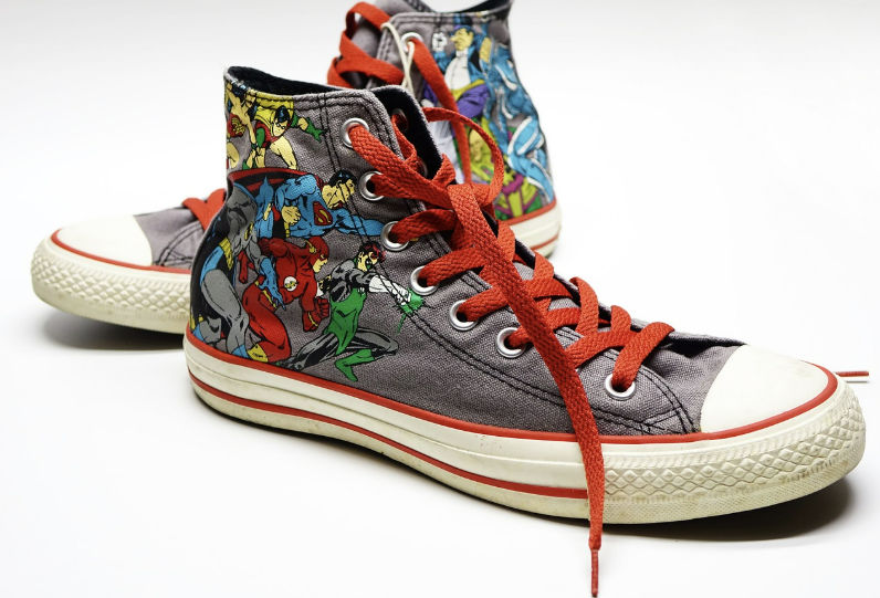 리셀(Re-sell) 경제: 중고 거래와 한정판 리셀 시장의 성장