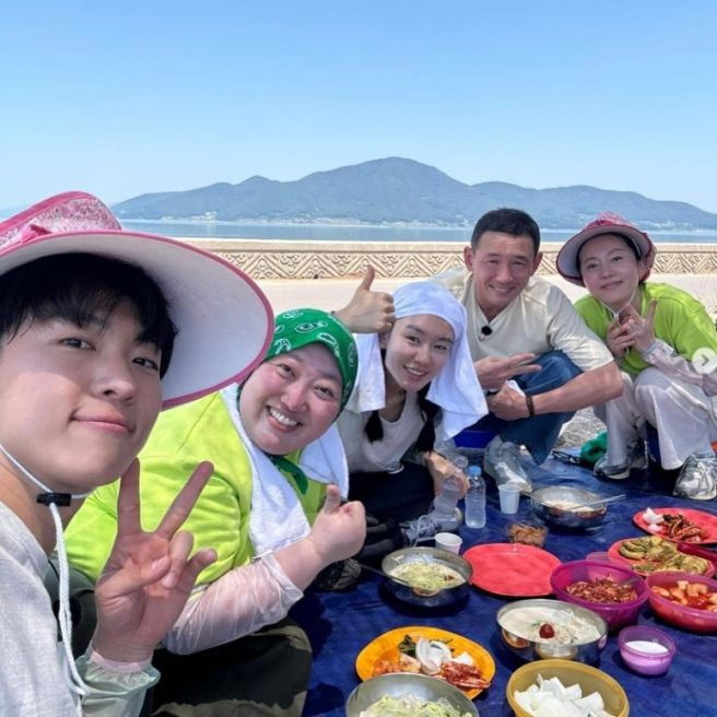 언니네 산지직송 in 칼라페 첫방송 관전 포인트: 김혜윤 합류와 박준면 10kg 감량 비결 (염정아, 덱스)