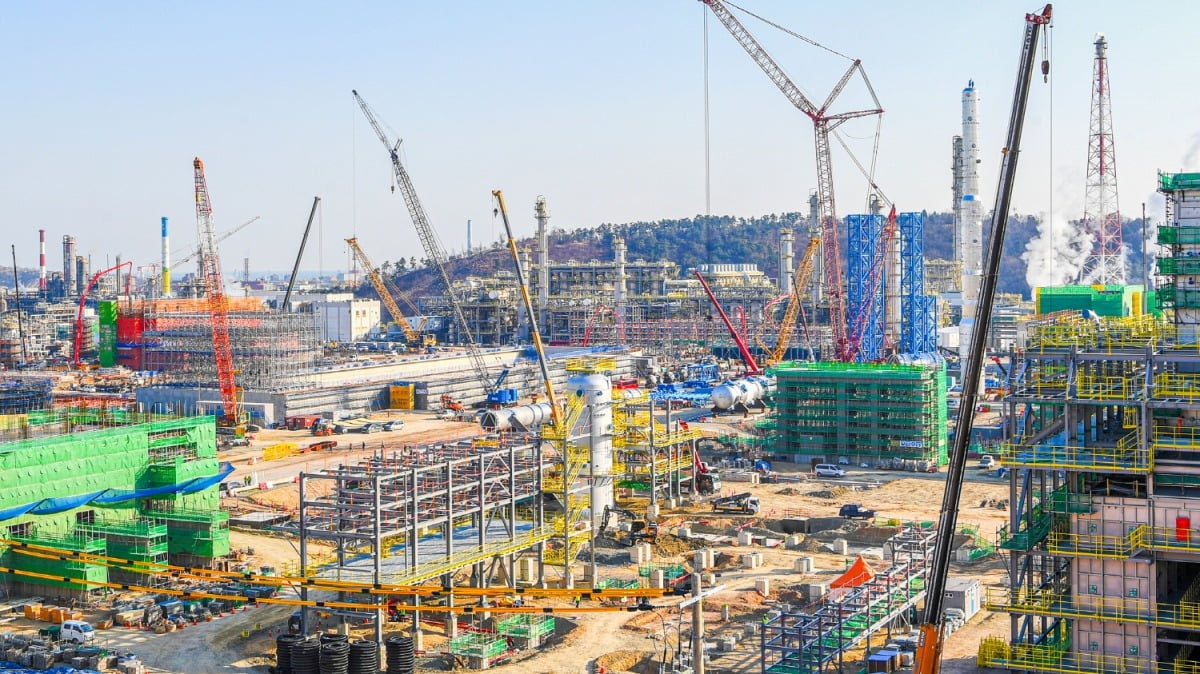 에쓰오일의 샤힌 프로젝트 공사 현장.