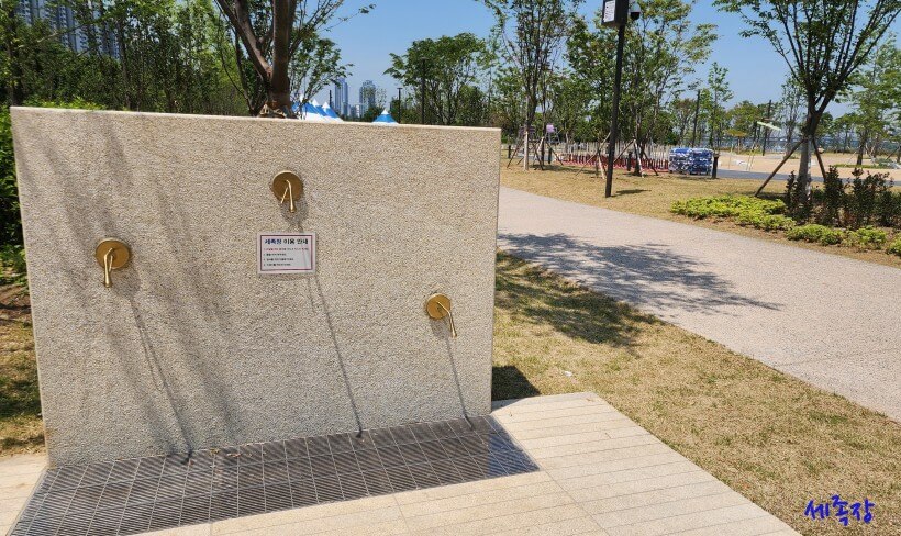 잠실 자연형 물놀이장 시설