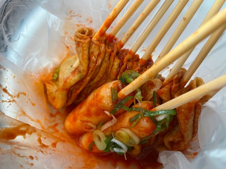 제천 중앙시장 믿고 떠나는 스타 서수남 고향 식객 허영만 극찬 빨간오뎅 빨간 어묵 맛집 추천