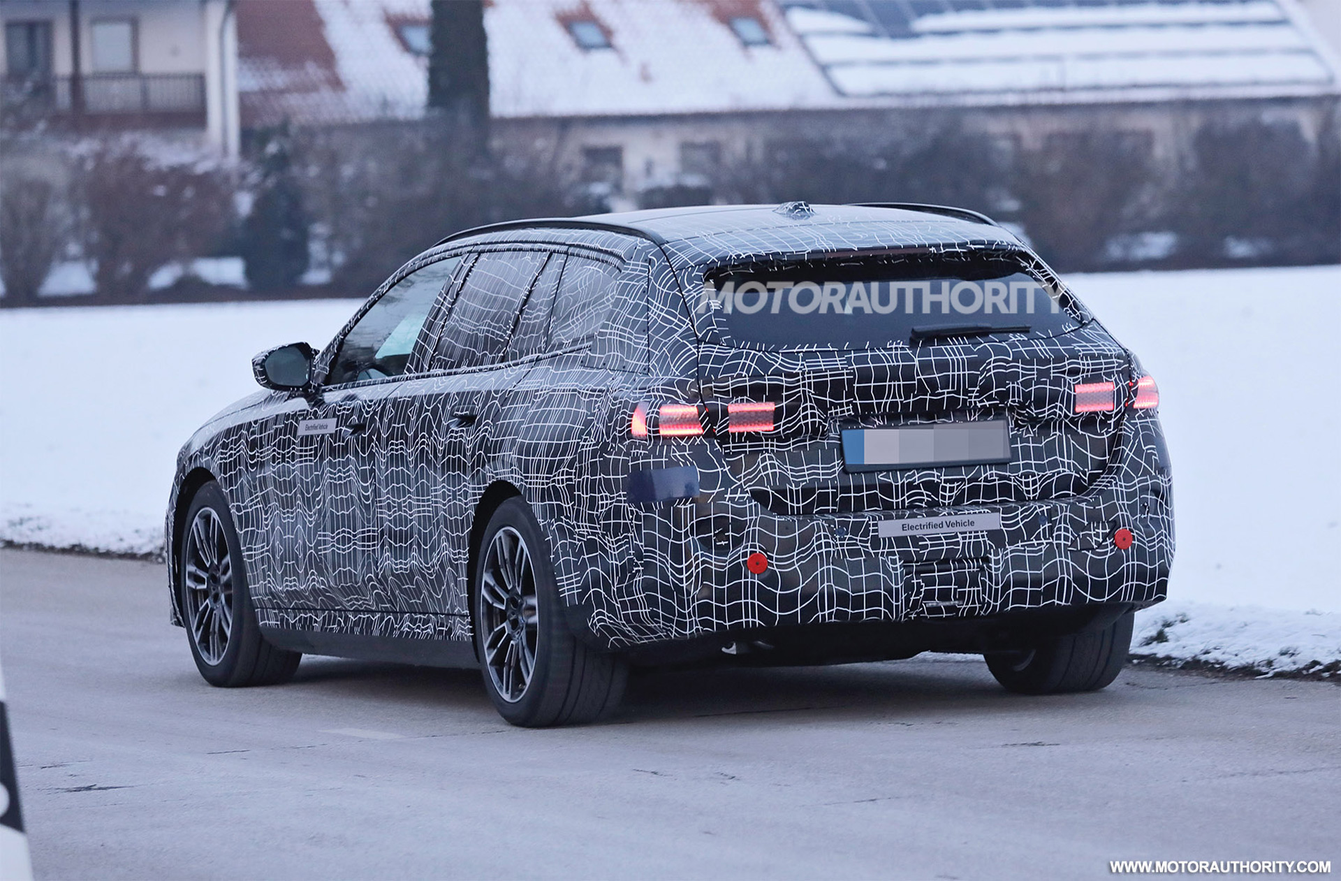 BMW 전기 왜건 'i5 투어링'