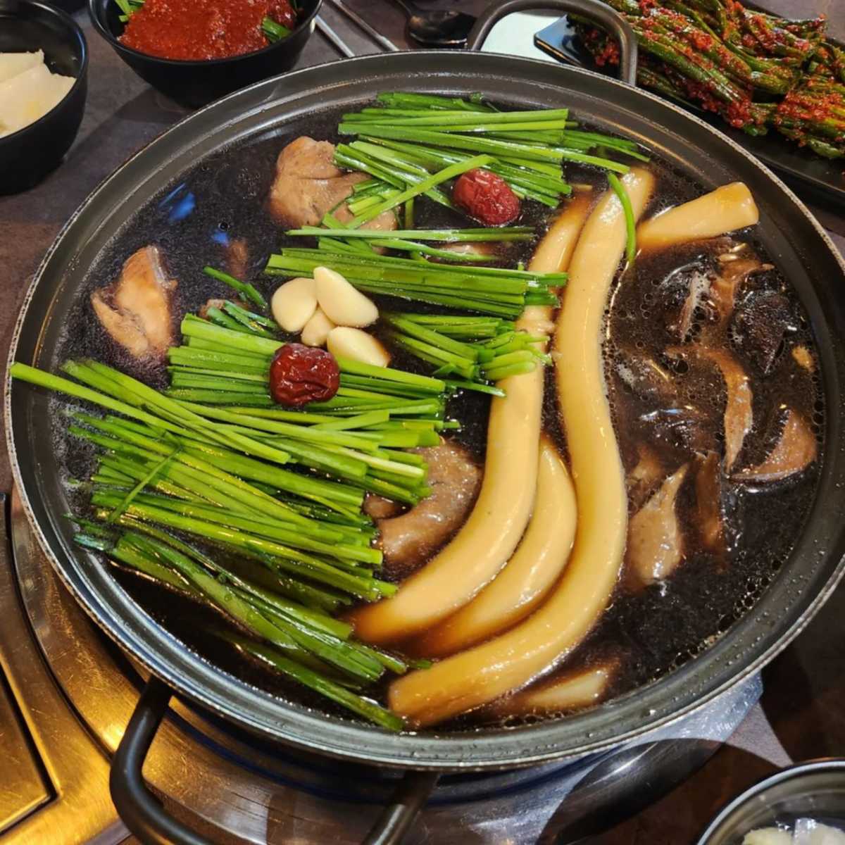 닭 보양식 맛집 TOP 5 (삼복한방닭한마리)