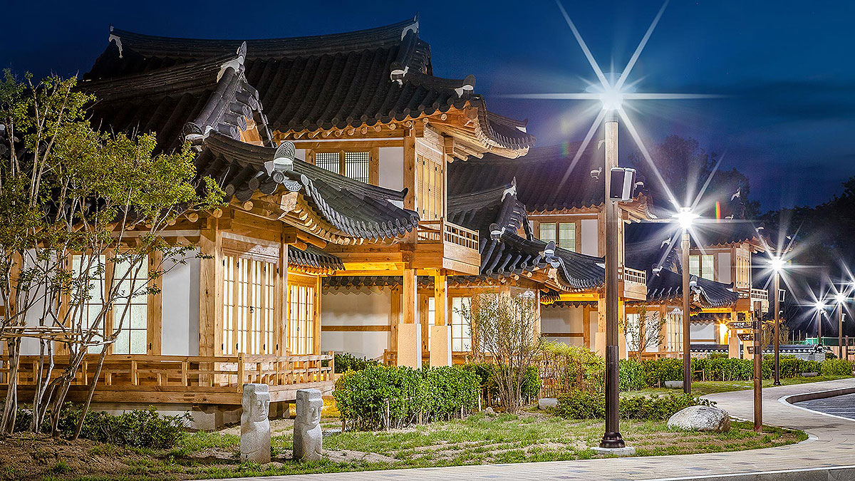 2025 황금 연휴, 어디 갈까? : 전통, 자연, 도시 관련 사진