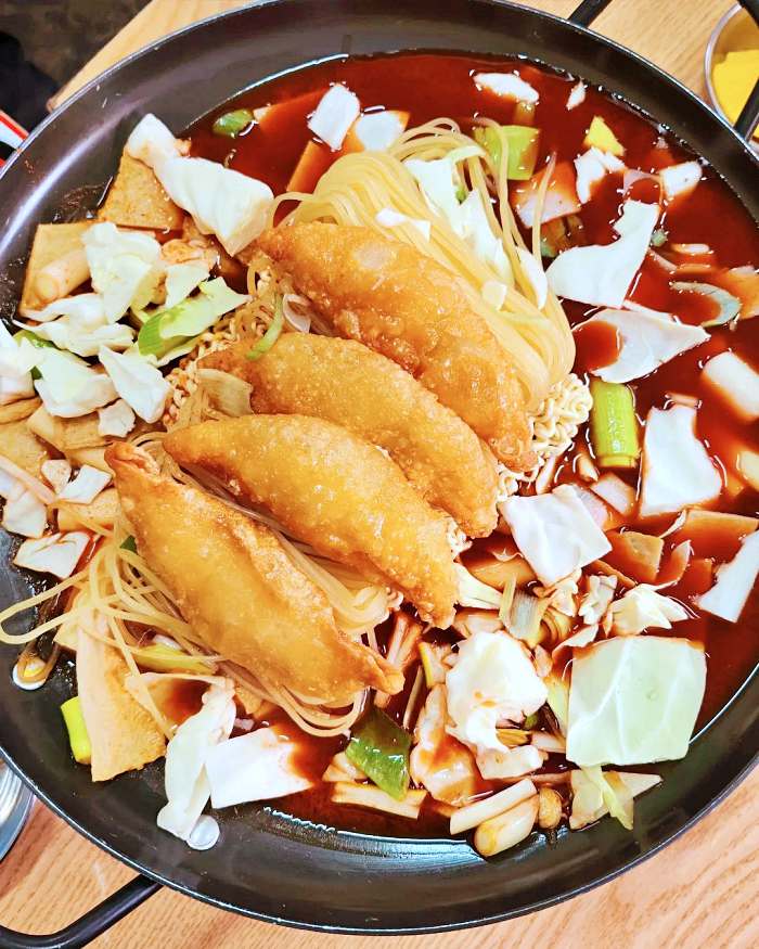 놀면뭐하니 중랑구 중랑역 50년 노포 즉석 떡볶이 맛집